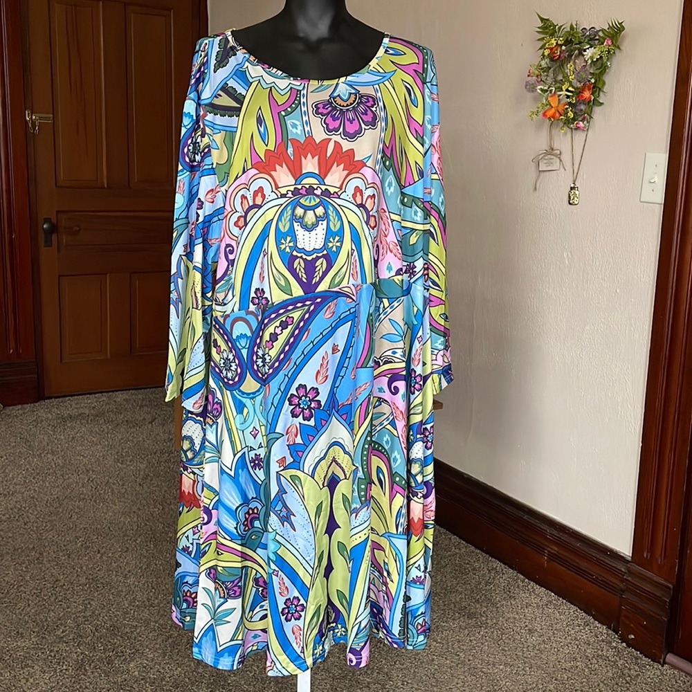New Dress 3XL A-line sleek smooth boho bold design midi